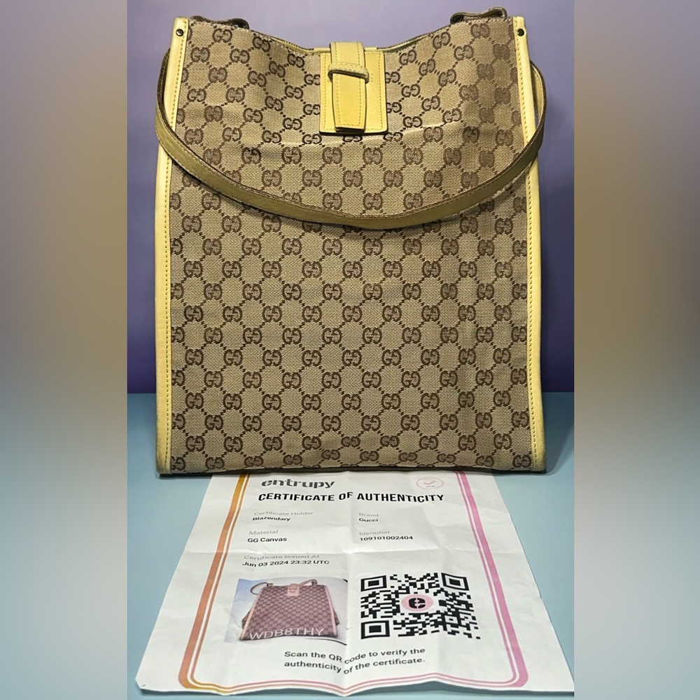 Gucci - GG Canvas Shoulder Bag - COA included.
